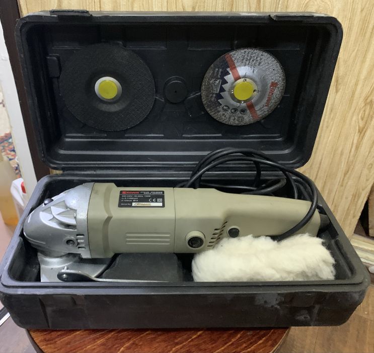 Болгарка Crown CT6122