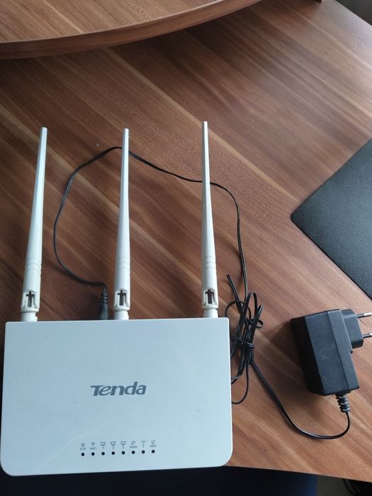 Router tenda N300