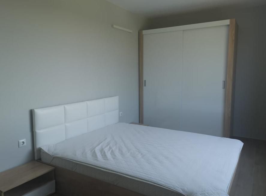 Дава се под наем Двустаен апартамент в Пловдив, Христо Смирненски - 74 кв.м за 375 € - Снимка #2