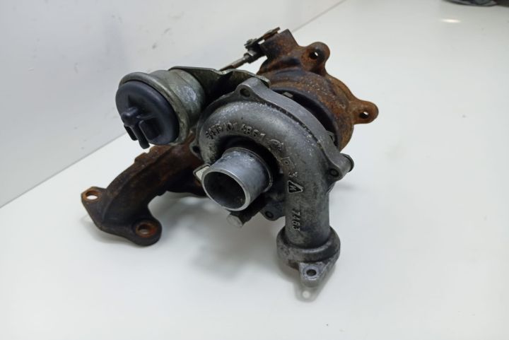 Turbina turbosuflanta 1.4 tdi KP35487599 Ford Fiesta a 5-a generatie