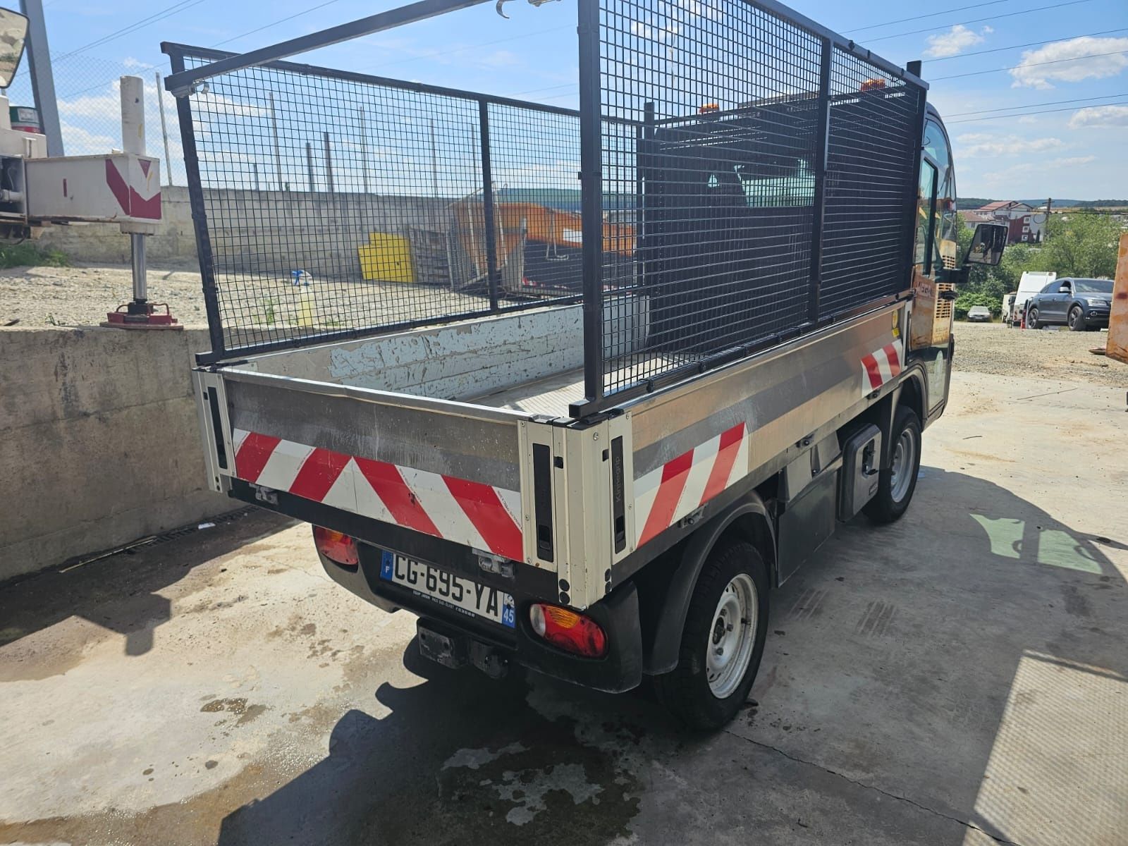 Camioneta electrica  Mega CG695YA