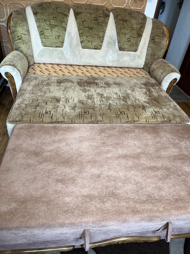 Vand  canapea extensiba