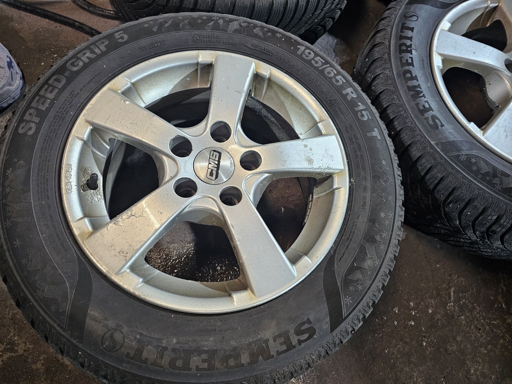 4бр лети джанти 15' 5x110, с гуми SEMPERIT DOT23 OPEL