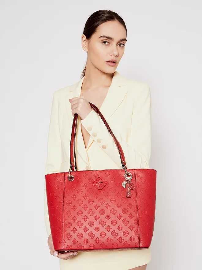 Guess оригинална дамска чанта