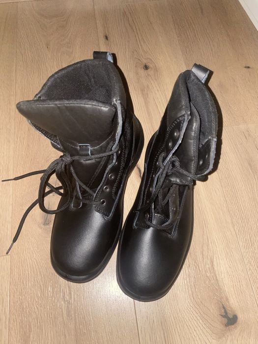 Bocanci militari politie jandarmi pompieri 42