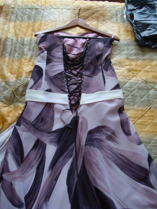 Официална рокля и обувки