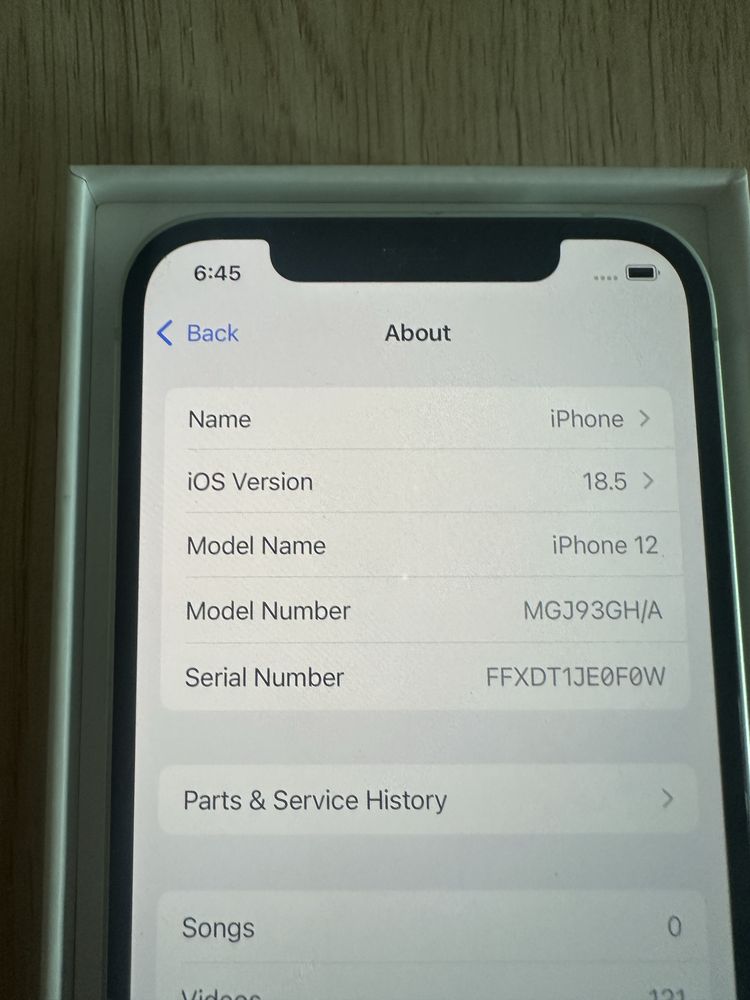Iphone 12 mint green