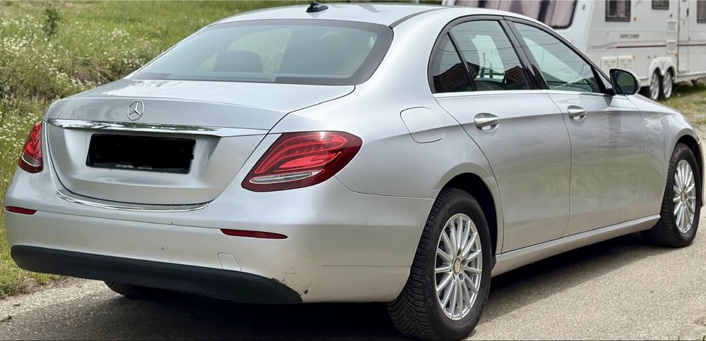 Mercedes Benz E Class E200