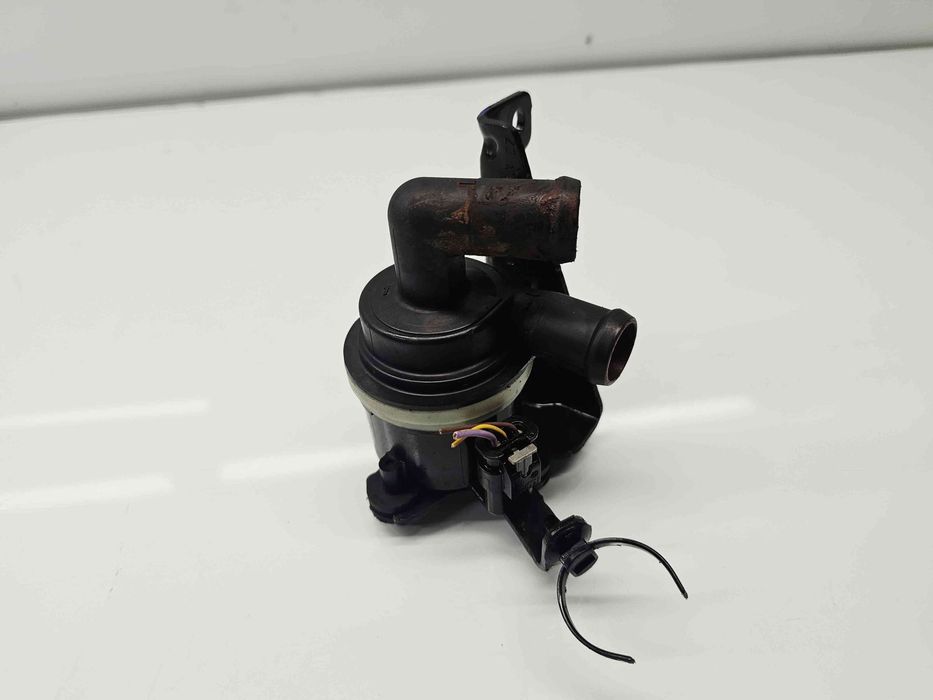 Pompa recirculare apa Audi A6 (4G2, C7) [Fabr 2012-2017] 5N0965561A 2.