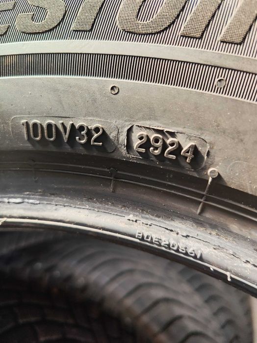 4бр.зимни гуми 215/65/17 Bridgestone