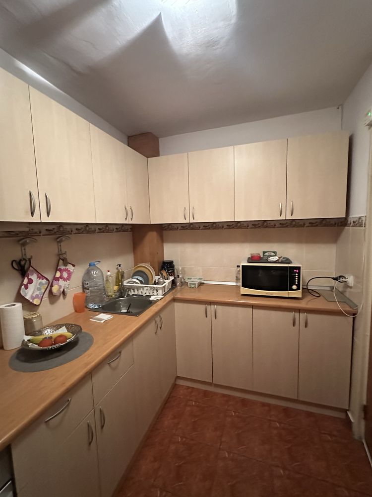 Vând apartament 3 camere decomandat