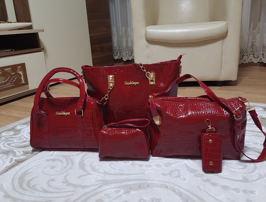 Set de 5 bucati Genti elegante din Piele Ecologica Lacuita