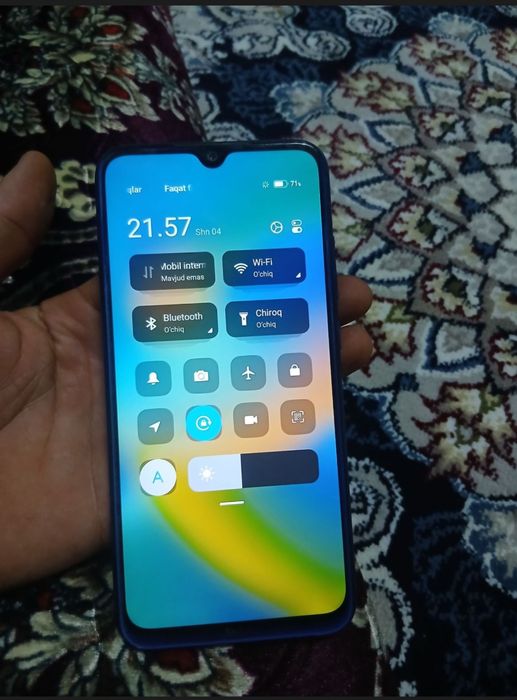Redme not 8  64gb xolati idial