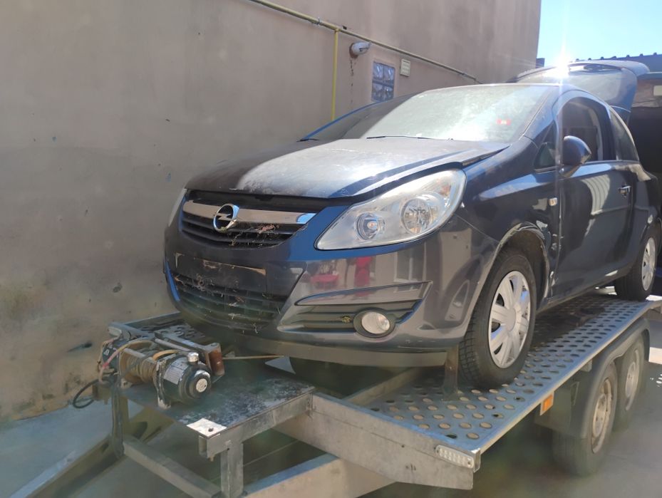 Piese pentru opel corsa d an 2010, 1.3 cdti, faruri, bara, usi, hayon