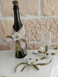 Подвижна украса за сватбено шампанско и чаши