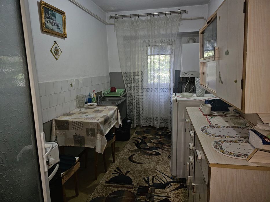 Apartament 2 camere situat in centru!!