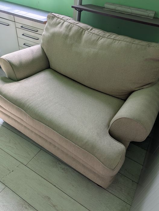Fotoliu mare si confortabil