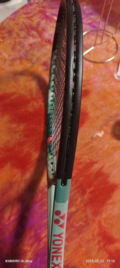 Тенис ракета Модел YONEX PERCEPT 97H
1 бр много малко ползвана, почти