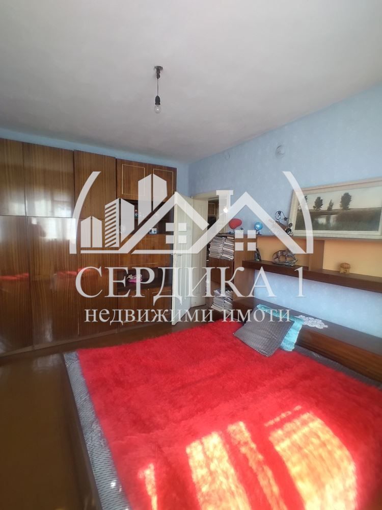Продава се Къща в с. Ябълково, Област Кюстендил - 140 кв.м за 532 €/кв.м - Снимка #4