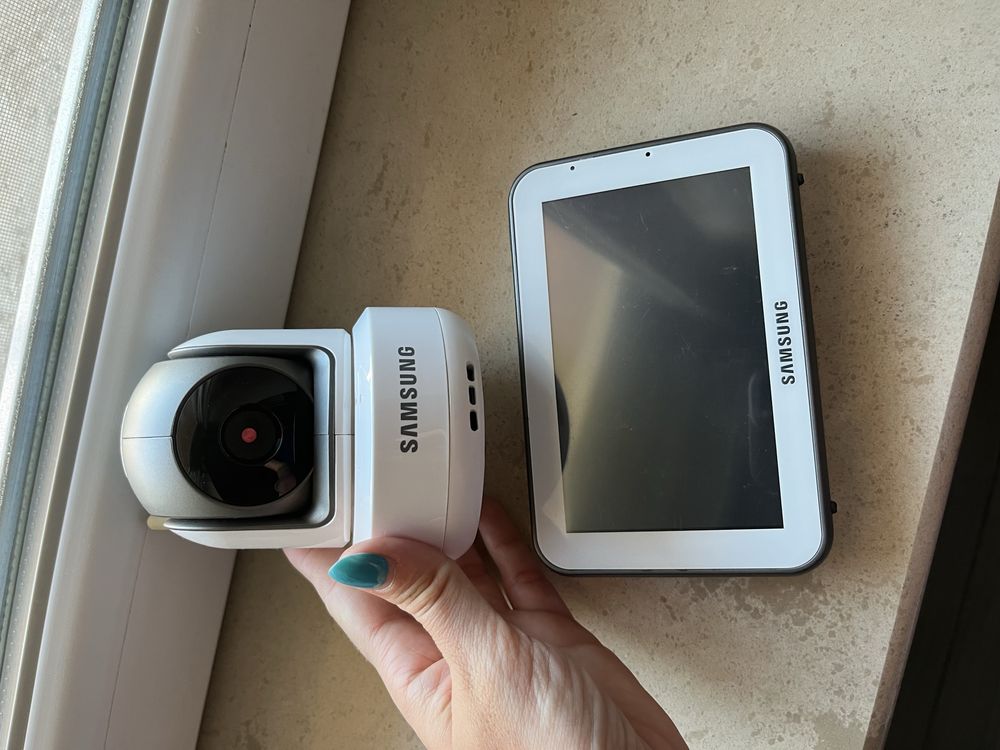 Samsung SEW-3043W HD Baby Video Monitoring System - White