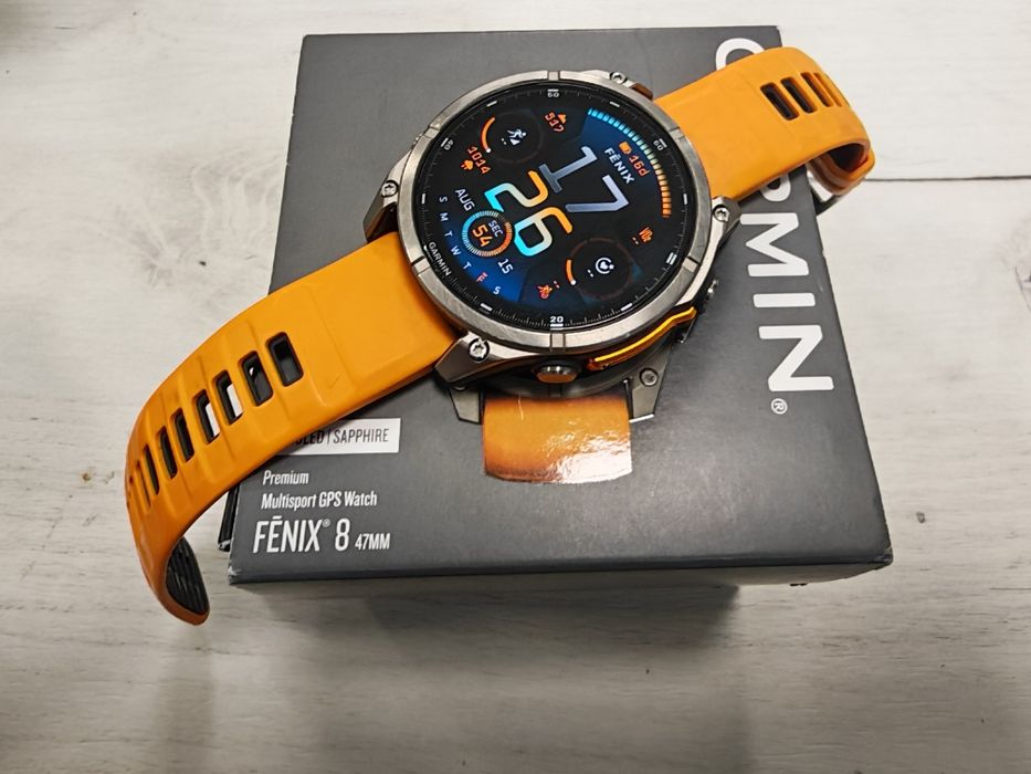 Отличен Garmin Fenix 8 47mm Amoled Sapphire