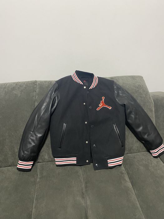 Geaca Jordan noua baiat