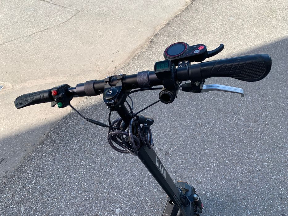 Trotineta kugoo m4 pro. Cititi descrierea