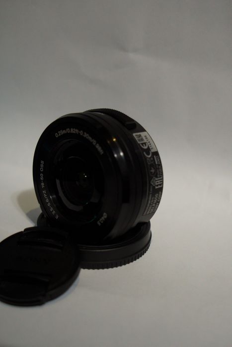 Sony SEL 16-50mm f/3.5