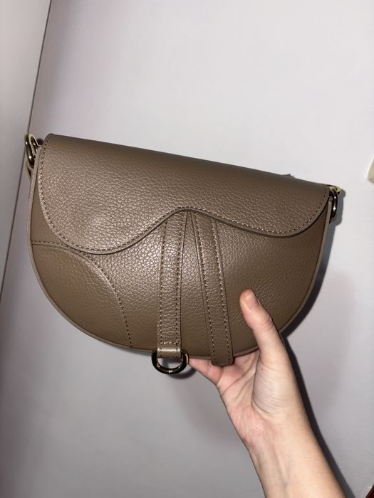 Poseta piele naturala