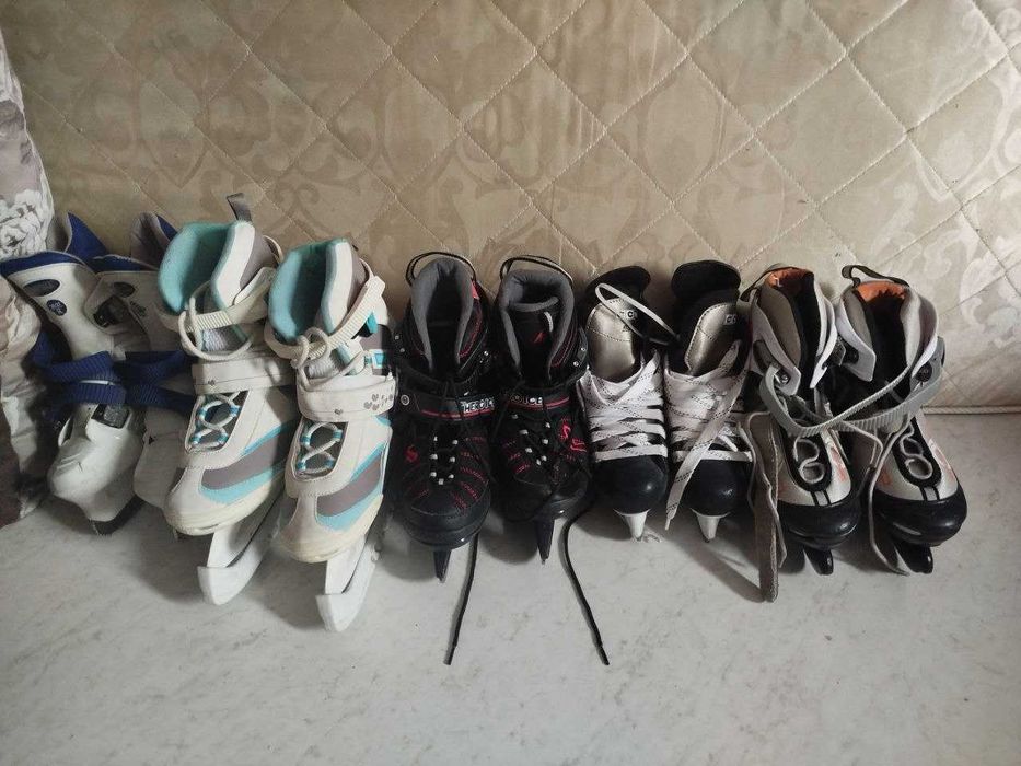 Коньки разных размеров.