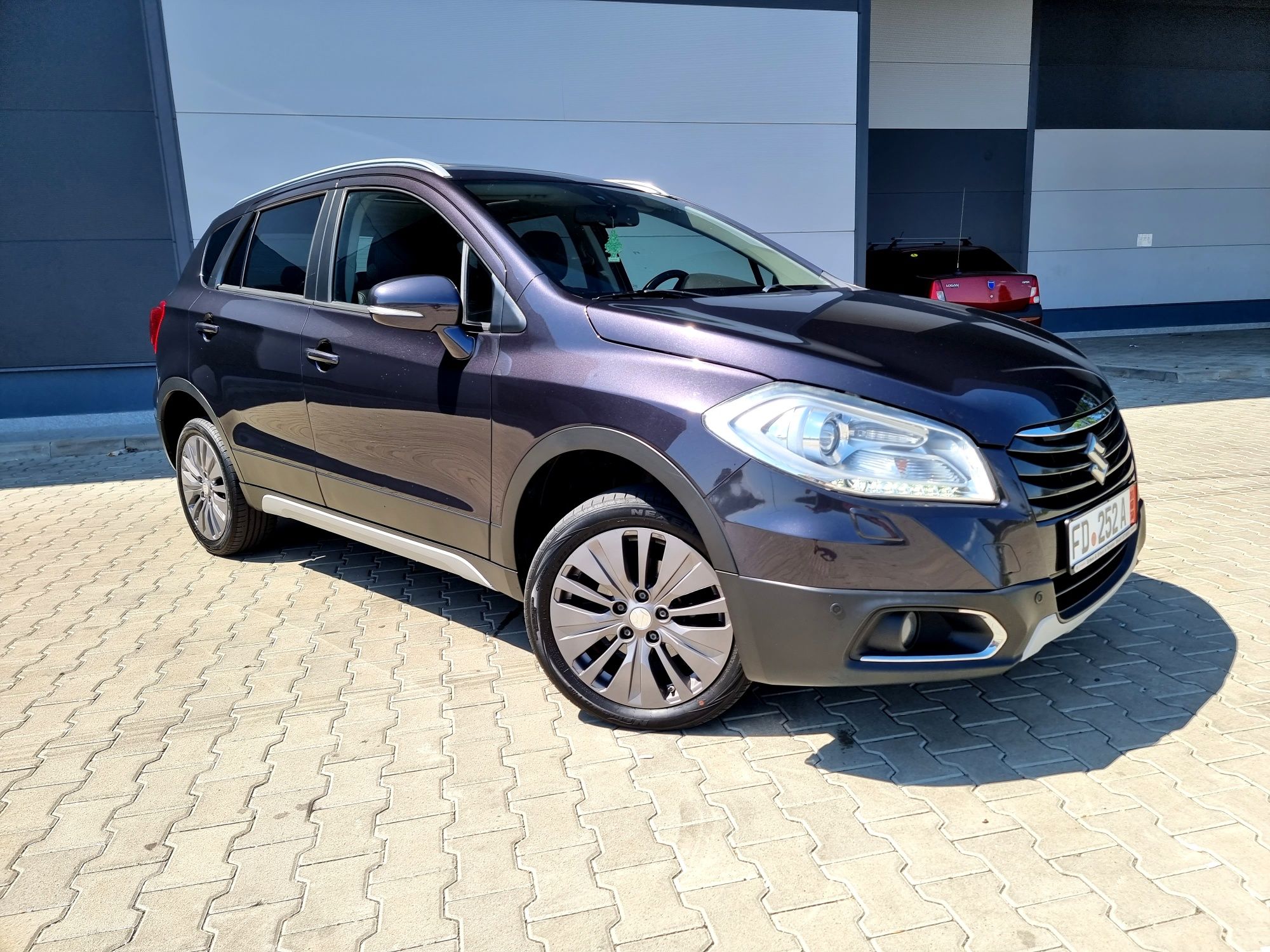 Suzuki Sx4-Cross/inmatriculat/piele/navi/camera/Keyless/panorama/full