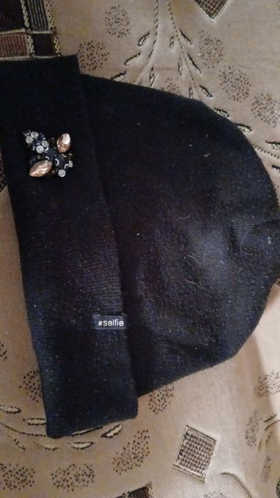 Продам шапку недорого