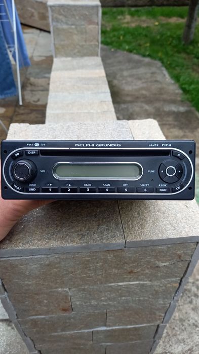 Авторадио ГРУНДИГ