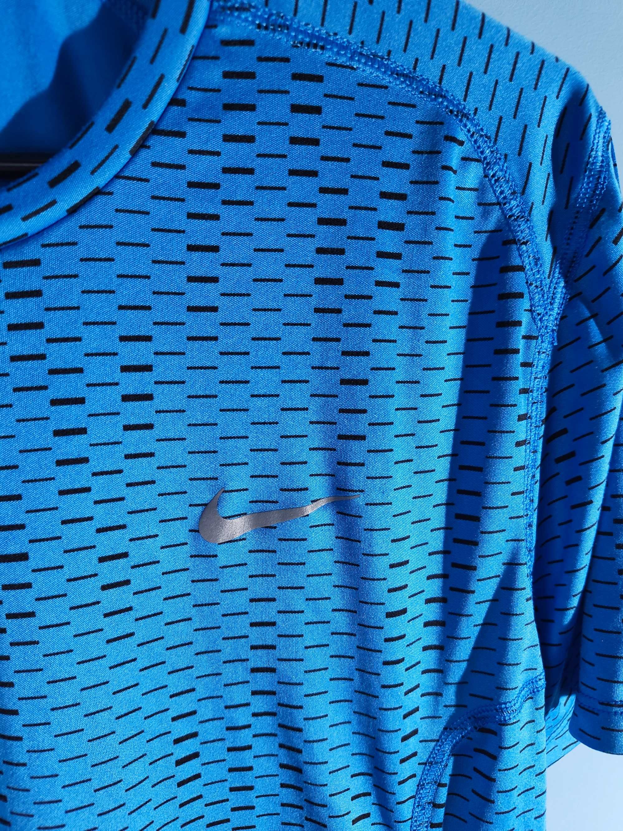 NIKE Dri-Fit Running Тениска/Мъжка M