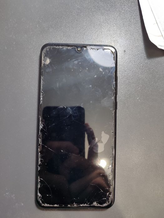 Старый телефон Huawei p30