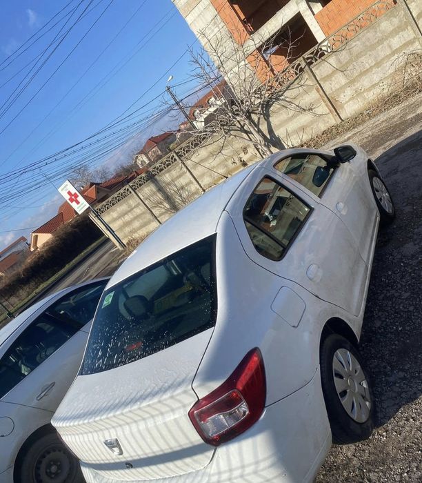 Dezmembrez dacia logan 1.2 din 2015