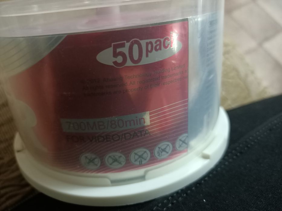 Продаются CD диски новые