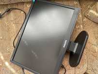 Продавам монитор Philips 190VW9 19"/48,1 см + VGA и захранващ кабел