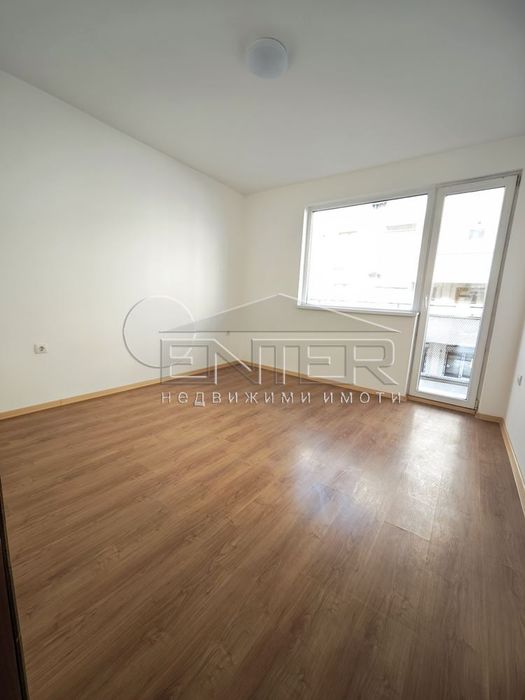 Дава се под наем Двустаен апартамент в Варна, Лятно кино Тракия - 60 кв.м за 372.3 € - Снимка #4