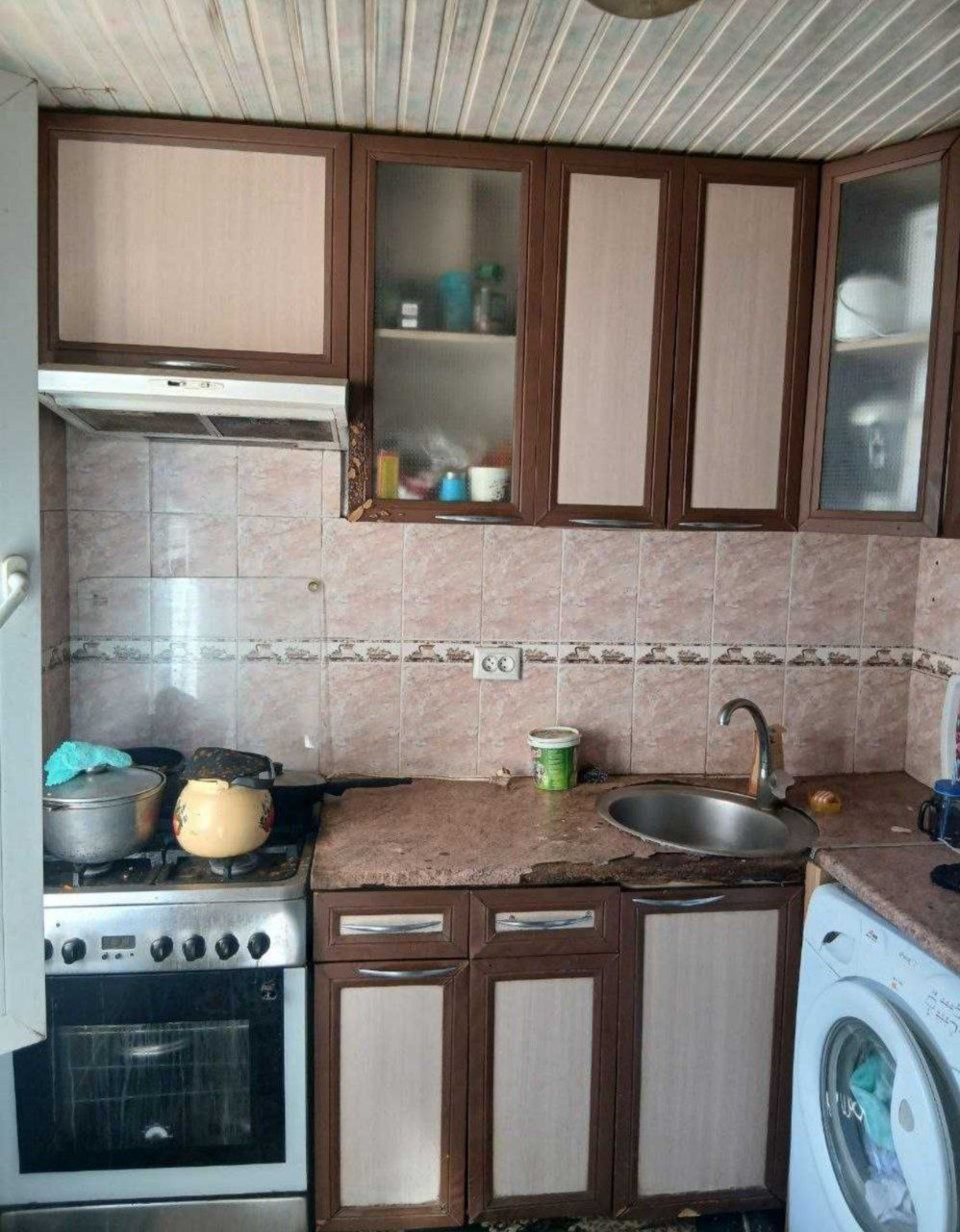 Срочно Продаётся 3ком Чиланзар 2кв