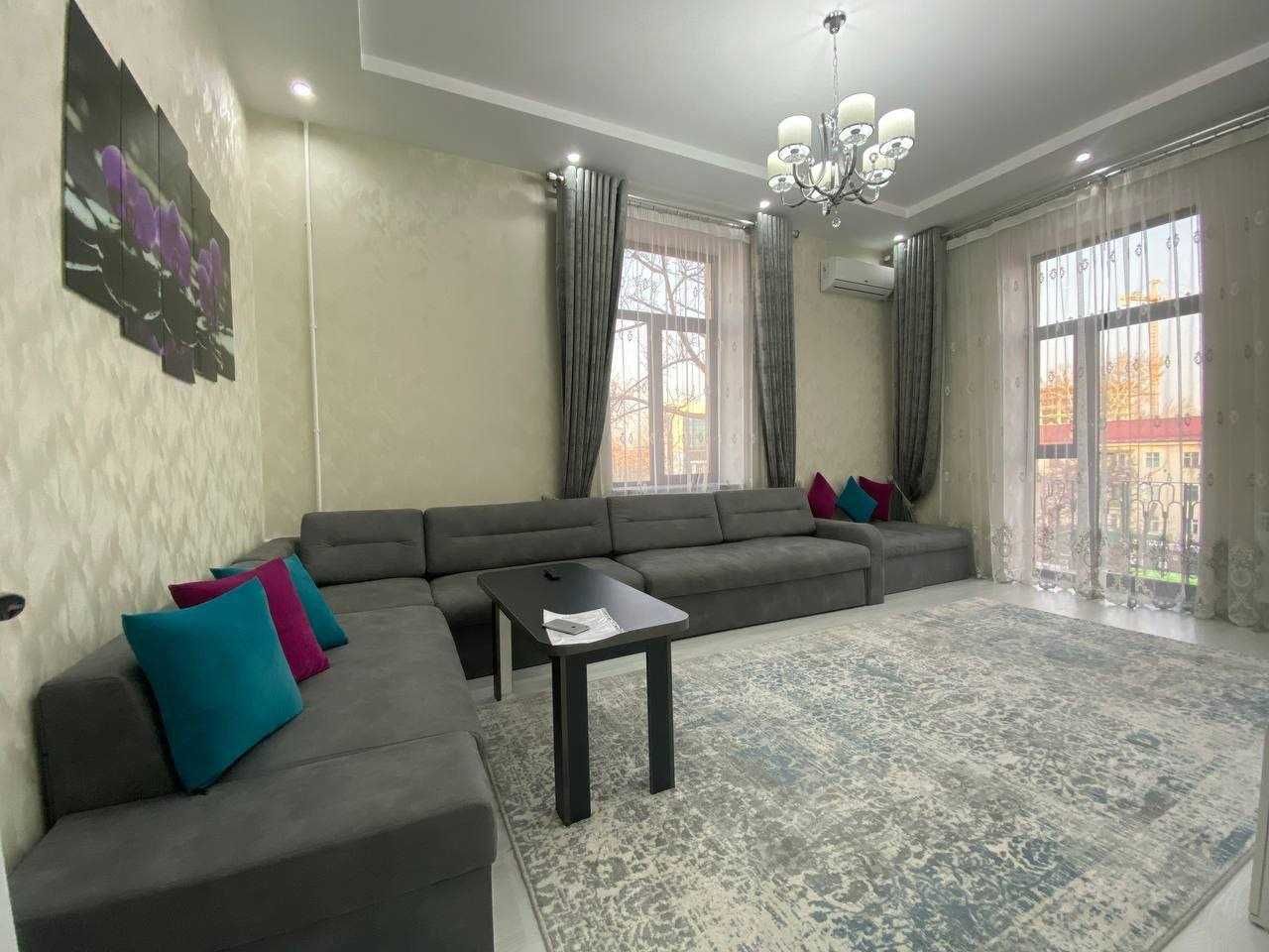 Продается 3х ком квартира по Шота Руставели, Аския Базар