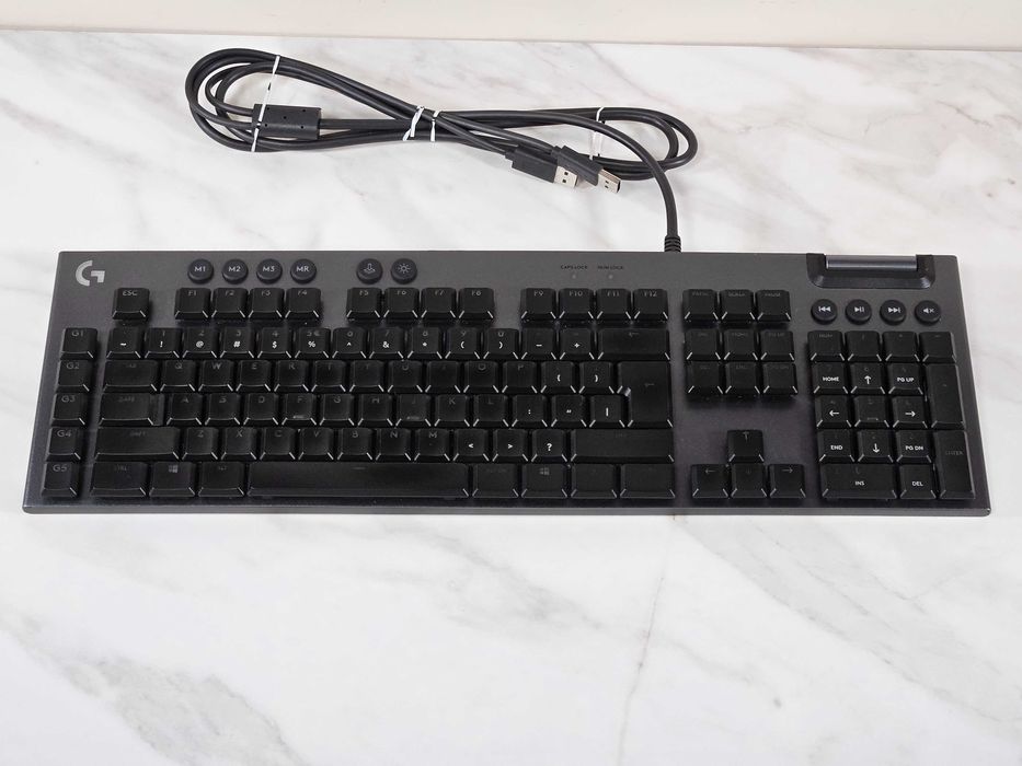 Logitech G815 Lightsync RGB Ултратънка механична клавиатура за геймъри