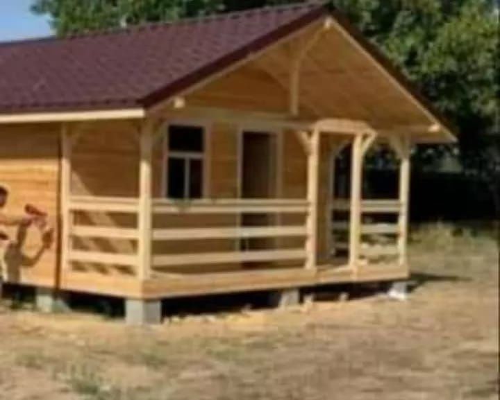 Doriți o casa din lemn, o cabana, un foișor sau o casuta de vacanta,,,