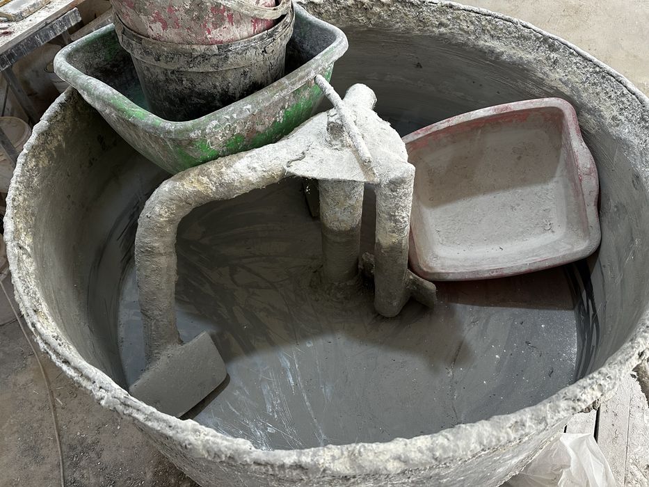 Бетономешалка, принудительного типа