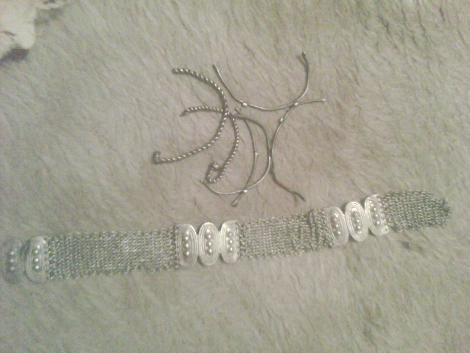 Продавам семейна колекция сребро и бижута