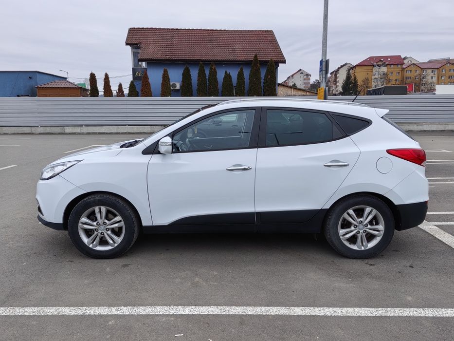 Hyundai ix35 * 2.0 diesel 184 CP* Euro 5*4x4 * cutie automată *