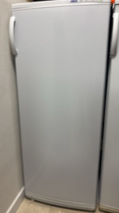 Продам морозильник ATLANT