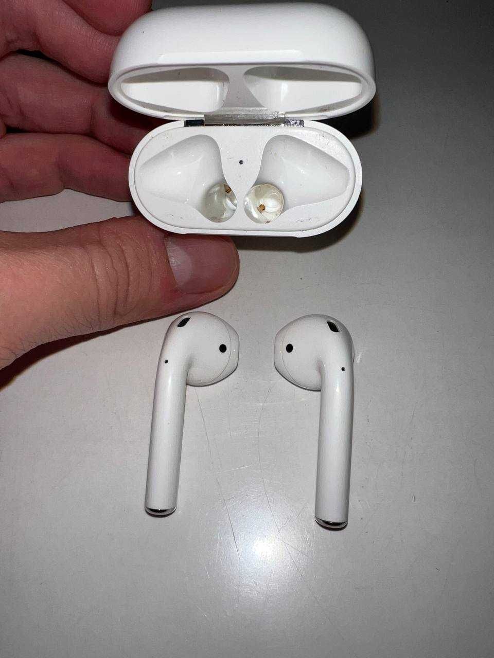 AirPods with Charging Case