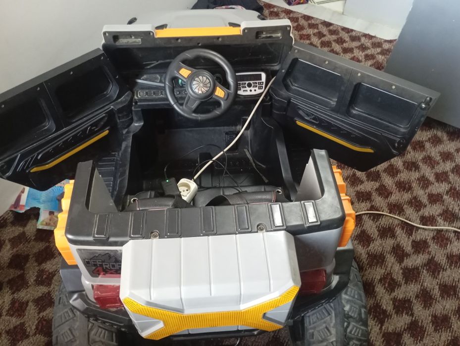 Sotiladi detski moshin