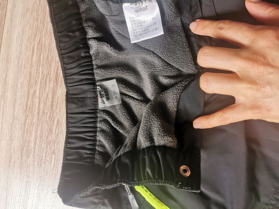 РАЗПРОДАЖБА! Зимен водостойчиви панталон с подплата за момче 130 см